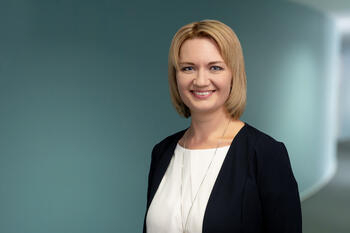 Bild vergr&ouml;&szlig;ern: Hummel_Irina