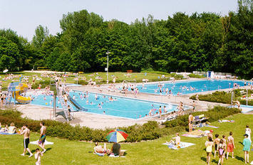 Bild vergr&ouml;&szlig;ern: Freibad Elverdissen