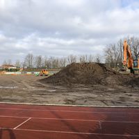 Bild vergr��ern: Bodenarbeiten im Ludwig-Jahn-Stadion