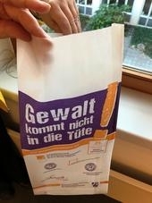 Bild vergr&ouml;&szlig;ern: T�tenAktion4