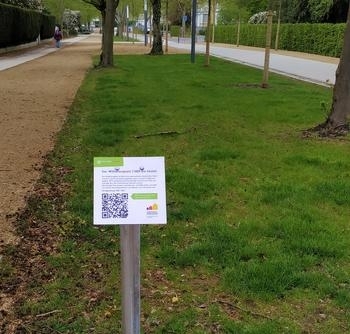 Bild vergr&ouml;&szlig;ern: QR Code Schild am Wilhelmsplatz