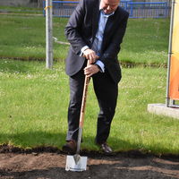 Bild vergr��ern: Spatenstich_Bildungscampus_5