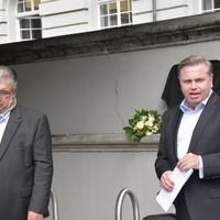 Bild vergr��ern: gedenktafel 4