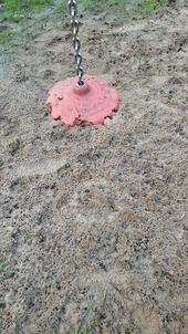 Bild vergr&ouml;&szlig;ern: Spielplatz Sachbesch�digung