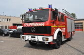 Bild vergr&ouml;&szlig;ern: L�schfahrzeug Feuerwehr Ukraine