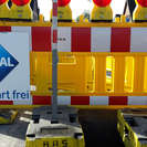 Bild vergr��ern: Zufarht Araltankstelle frei