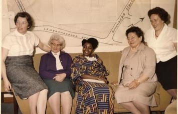 Bild vergr&ouml;&szlig;ern: Nadig int Frauentag 1960 300