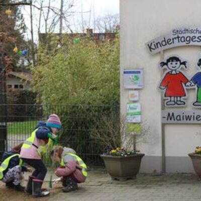 Bild vergrößern: Mllsammelaktion_Maiwiese_2023_5